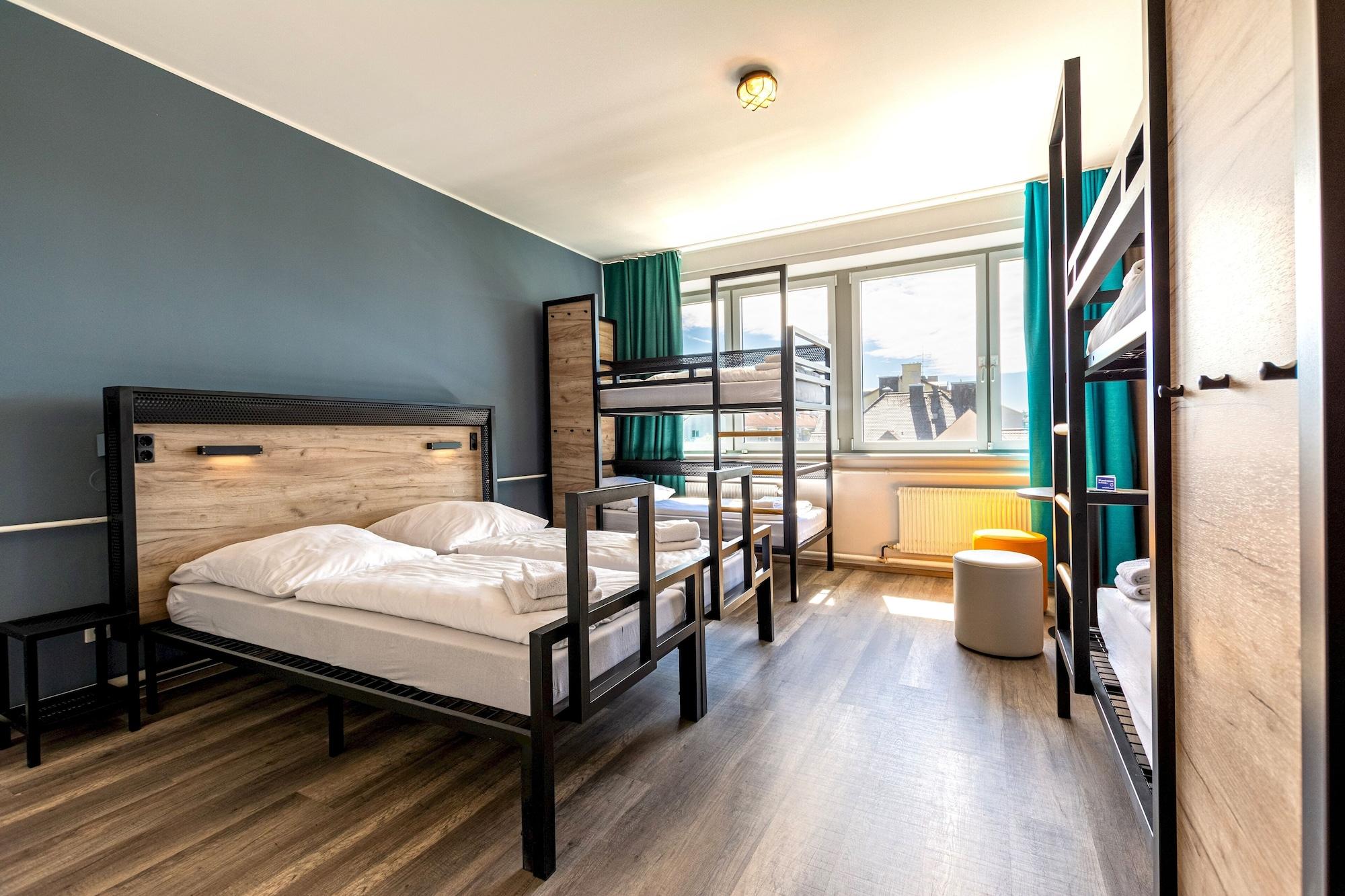 Hotel A&o Laim 2*